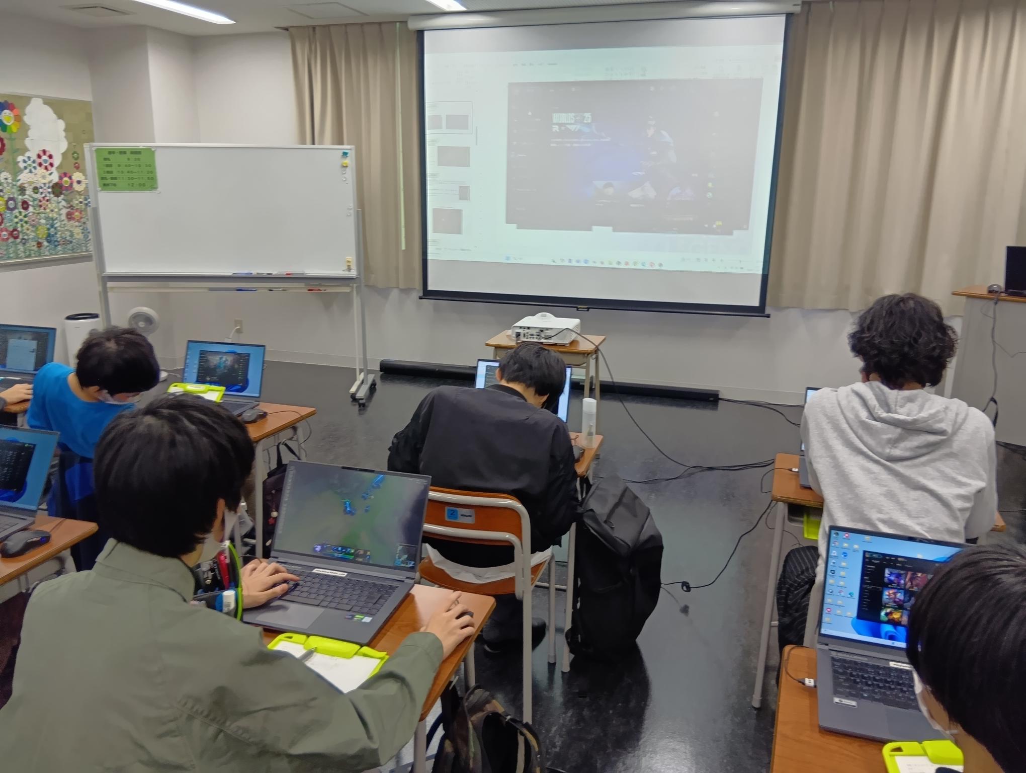 2時間目は、過去最多の10名が参加し、5対5の3本道バトルを実施